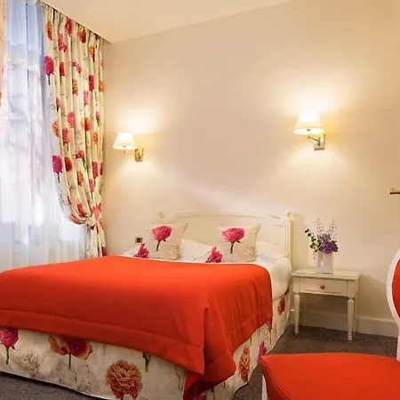 Queen Mary Opera 4*