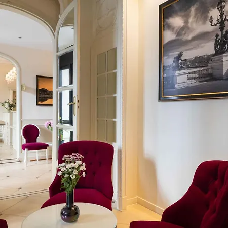 Queen Mary Opera Paris
