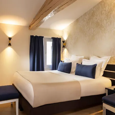 Queen Mary Opera 4*