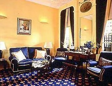 Queen Mary Opera Hotel