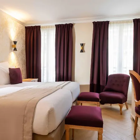 Queen Mary Opera Hotel 4*