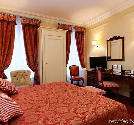 Queen Mary Opera Parigi