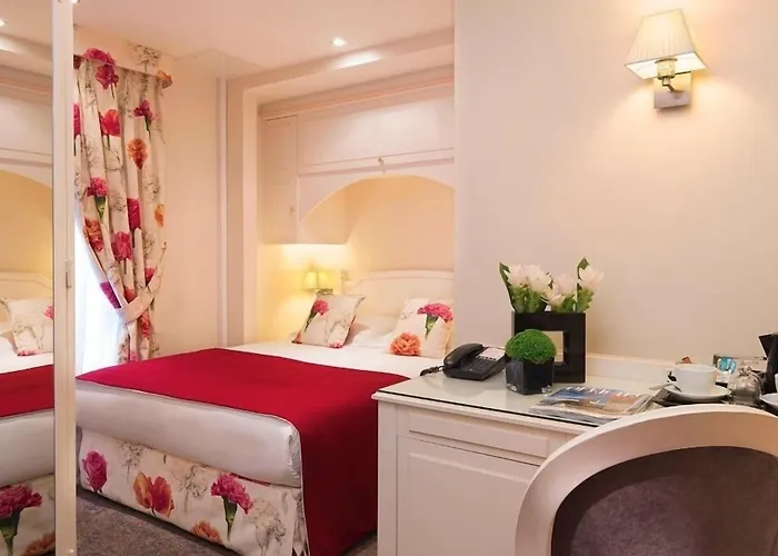 ホテル クイーン メアリー オペラ