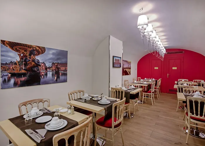 クイーン メアリー オペラ