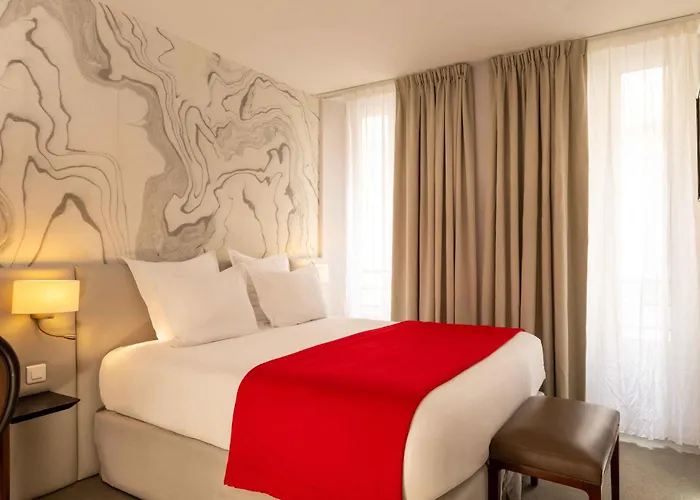 Queen Mary Opera Hotel