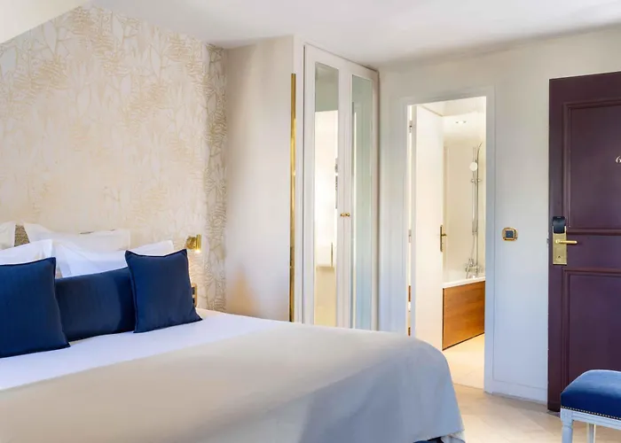 Hotel Queen Mary Opera Paris