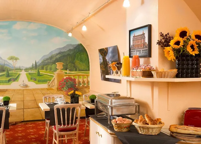 ホテル クイーン メアリー オペラ