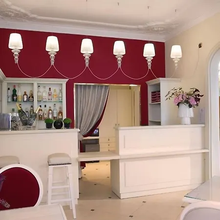 Queen Mary Opera Hotel Paris